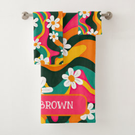 Retro-Blume Farbiges 70er-Muster mit Name Badhandtuch Set
