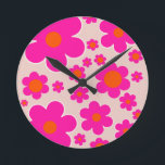 Retro Blume Markt Florenz Abstrakt Rosa Blüte Runde Wanduhr<br><div class="desc">Blume Markt Stockholm: abstrakte Blumenkunst - Retro-Blume drucken - Beige,  Rosa und Orange.</div>