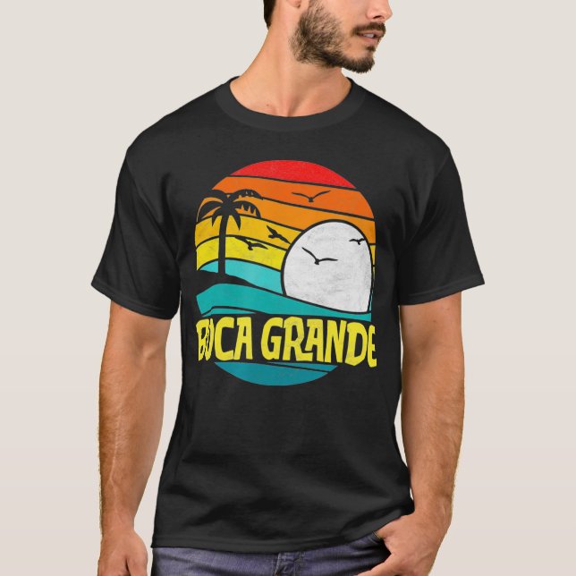 Retro Boca Grande Beach Sun Surf 80er Graphic T-Shirt (Vorderseite)