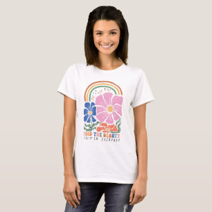 Retro-Boho-Blumen-Regenbogen-Zitat T-Shirt