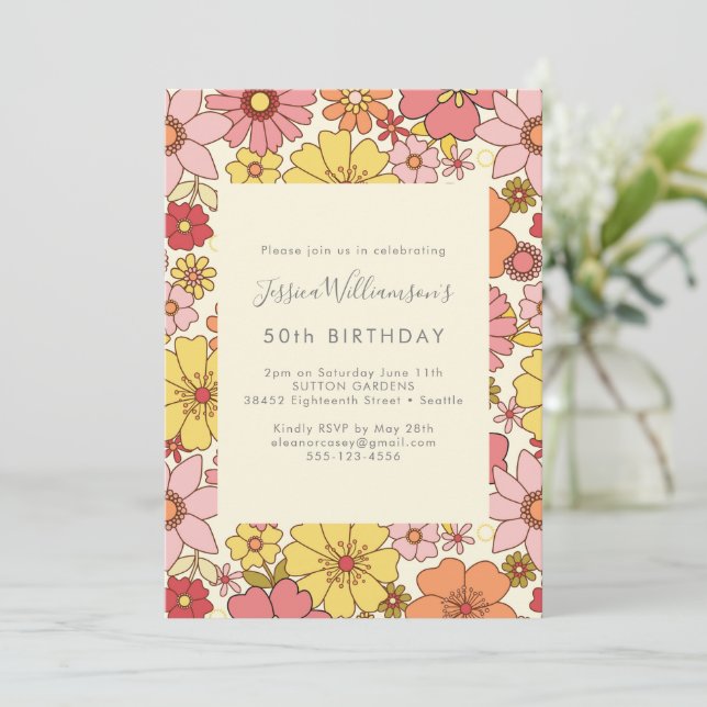 Retro Boho Pink Yellow Floral Groovy 50. Geburtsta Einladung (Stehend Vorderseite)