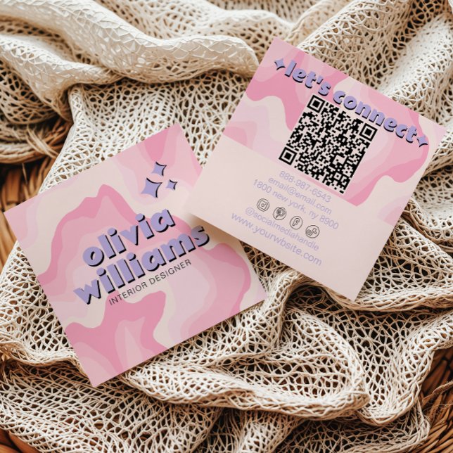 Retro Bold Pink Purple QR Code Groovy Girly Trendy Quadratische Visitenkarte (Von Creator hochgeladen)