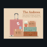 Retro-Boxen und Koffer Neue Zuhause-Ankündigungen Ankündigung<br><div class="desc">Mit dieser Vintagen Farbpalettenankündigungskarte,  die verschiedene Koffer und Kästchen als zerbrechlich gekennzeichnet hat,  sowie einem Blume-Pot und einer Polka-Punkte-Tasse,  kündigen Sie den Umzug an Ihre neue Adresse an. Leichte Textur für Hintergrund. Personalisieren Sie Ihre neuen Adressdaten.</div>