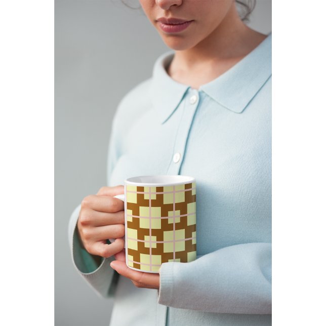 Retro Brown | Cream Checker Pattern Coffee Mug  (Créateur téléchargé)