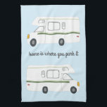 Retro Camper Motorhome RV Vanlife Green Geschirrtuch<br><div class="desc">Dekorieren Sie Ihre Küche mit diesem coolen Handtuch. Macht ein tolles Haus-Erwärmung oder Jubiläum Geschenk! Sie können ihn anpassen und auch Text hinzufügen. Karo in meinem Shop für viel mehr Farben und Muster und passende Küchenartikel!</div>