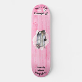 Retro Camper Redewendungen Nur ein Mädchen Lieben Skateboard