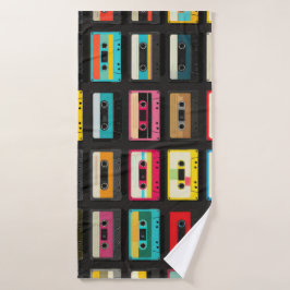 Retro Cassette Tape Pattern – Vintage Music  Badehandtuch