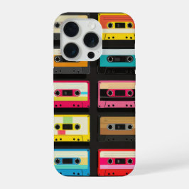 Retro Cassette Tape Pattern – Vintage Music  iPhone 15 Pro Hülle