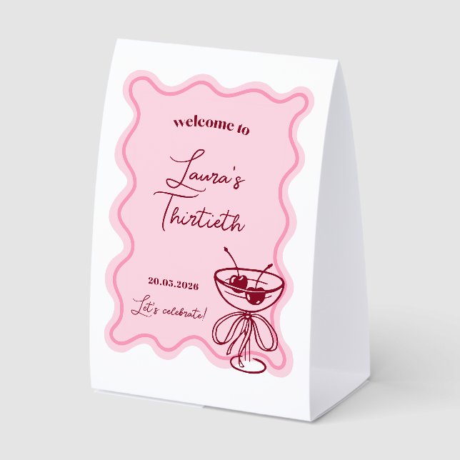 Retro Cherry Cocktail Birthday Welcome Sign Tischaufsteller (Vorderseite)