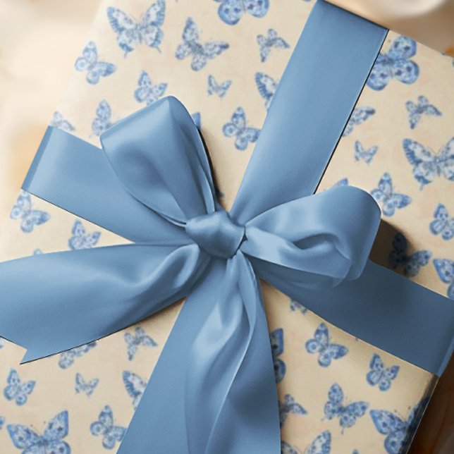 Retro Chinoiserie Blue Butterfells Blush Ivory Geschenkpapier (Simple vintage elegance)