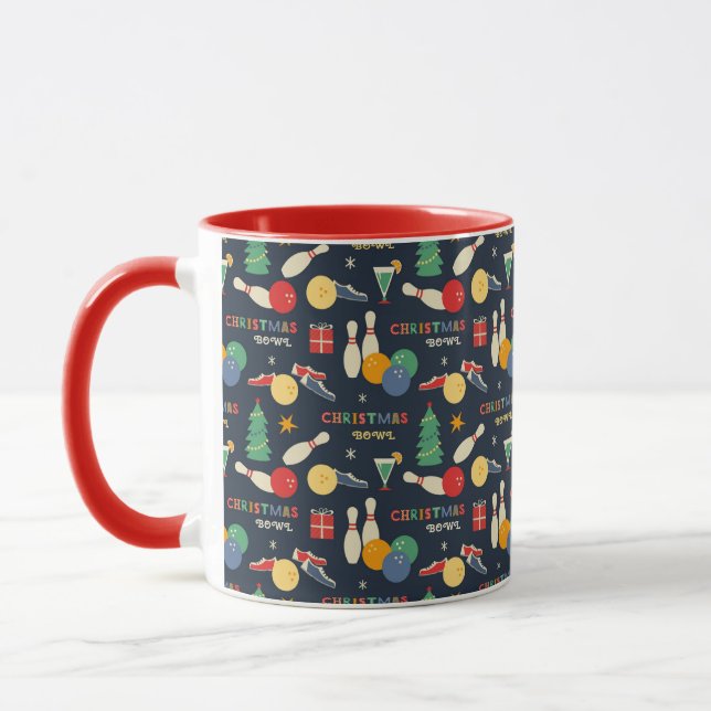 Retro Christmas Bowling Pattern Tasse (Links)