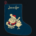 Retro Christmas Santa und sein Reindeer Buddy Großer Weihnachtsstrumpf<br><div class="desc">Feierliche Weihnachten Weihnachten im Retro-Stil gemacht. Der Weihnachtsmann und einer seiner geliebten Rentiere, ihre Arme um einander herum in einer freundlichen Pose.</div>