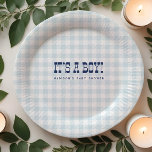 Retro Cowboy Blue Gingham Boy Baby Shooter Teller<br><div class="desc">Fügen Sie Ihrer Babydusche eine Touch Vintagen Charmes mit unseren Retro Cowboy Blue Gingham Tellern hinzu. Diese Teller,  die perfekt auf die Ankunft Ihres Kleinen abgestimmt sind,  verbinden nostalgischen Western-Schriftart mit einem zarten,  blauen Gingham-Muster und machen sie zu einer angenehmen Ergänzung zu jedem Babyduschthema.</div>