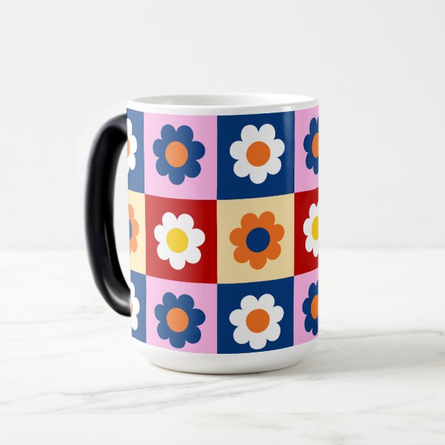 Retro Cute colorful Flowers Pattern  Verwandlungstasse (Vorderseite Links)