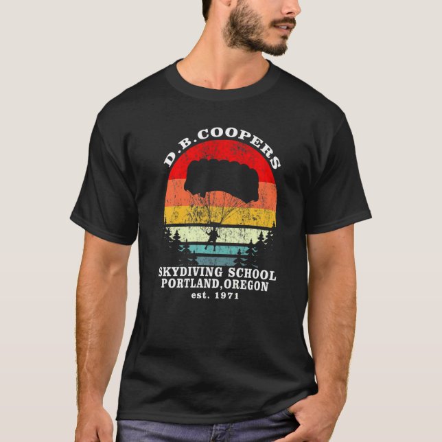 Retro D B Cooper Skydiving School Cryptid Urban Le T-Shirt (Vorderseite)