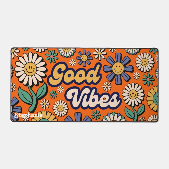 Retro Daisies Groovy 70er Good Vibes Name Script Schreibtischunterlage (Vorderseite)