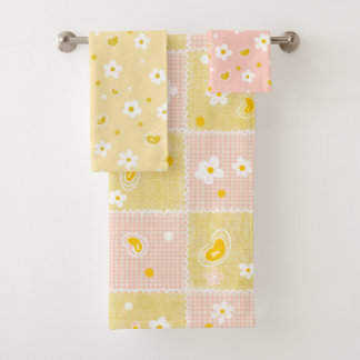 Retro Daisy Floral Pattern Yellow and Pink