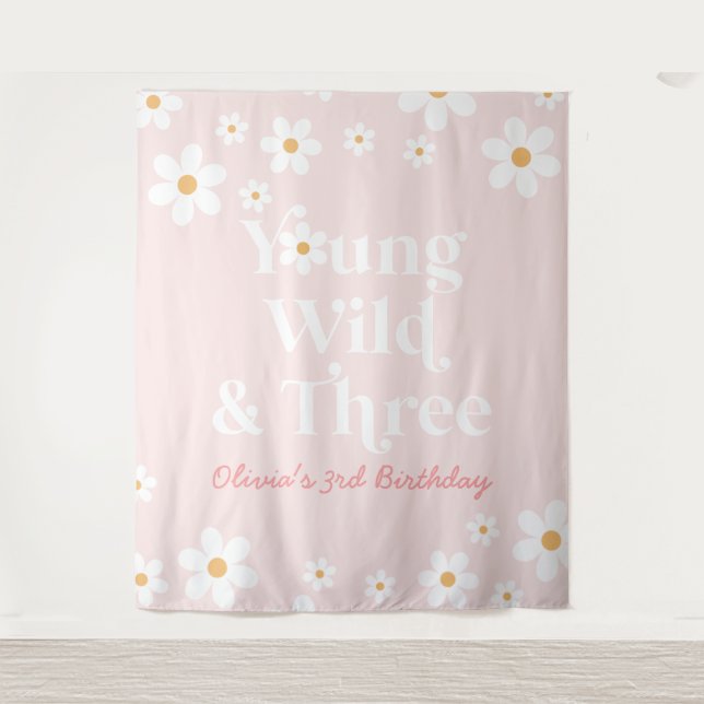 Retro Daisy Young Wild und Three Birthday Wandteppich (Vorderseite)
