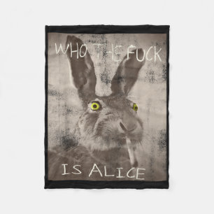 Retro, der Fick ist Alice Funny Rabbit Fleecedecke