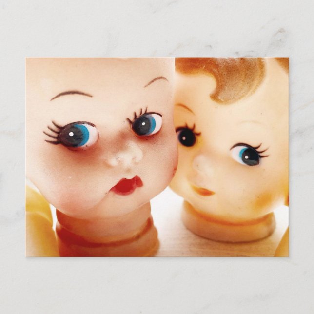 Retro Dolls Selfie Wedding Ankündigung Postkarte (Vorderseite)