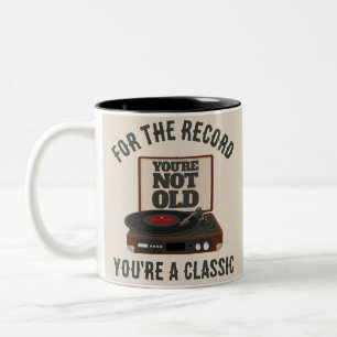 Retro Du bist nicht alt, du bist ein Klassiker Geb Zweifarbige Tasse