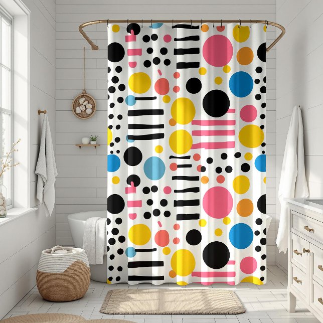 Retro Eclectic farbige Punkte und Linien Duschvorhang (Retro Eclectic Colorful Dots and Lines Shower Curtain on a white boho bathroom.)