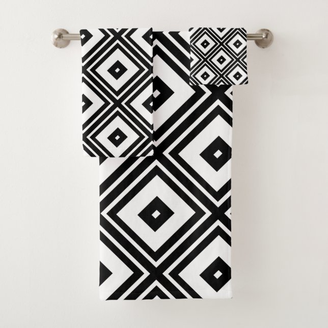 Rétro ensemble noir et blanc de SquaresTowel (En situation)