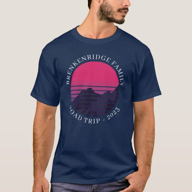 Retro Family Road Trip Custom T-Shirt (Vorderseite)