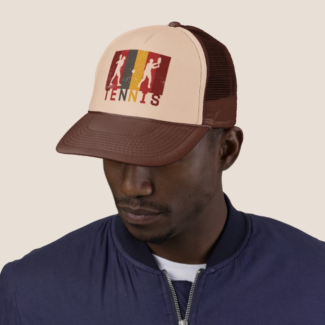 Retro-Farben, Tennisspieler, Grunge-Look Truckerkappe (Beispiel)