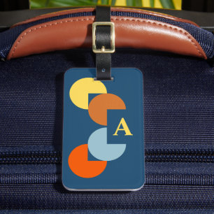 Retro-farbenfrohes Monogramm mit drei Vierteln Kre Gepäckanhänger