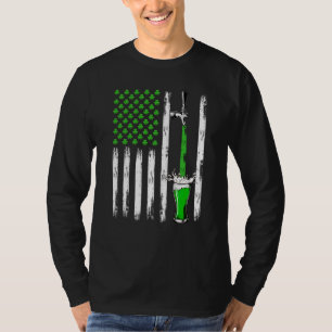 Retro-Fassbier Amerikanische Flagge Shamrock St. P T-Shirt