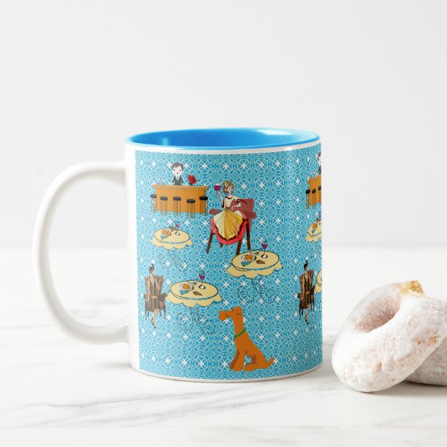 Rétro Femme Dinning Chien Mug (Avec donut)