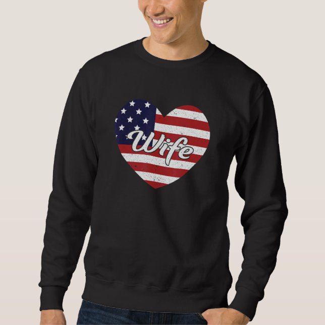 Retro Firefighter Ehefrau Amerikanische Flagge US  Sweatshirt (Vorderseite)