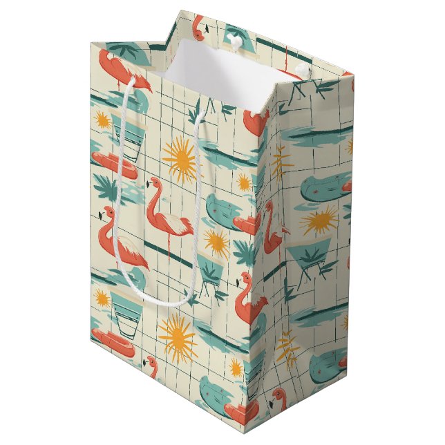 Retro-Flamingo-Poolside-Sommer-Muster (3) Mittlere Geschenktüte (Vorderseite Schrägansicht)