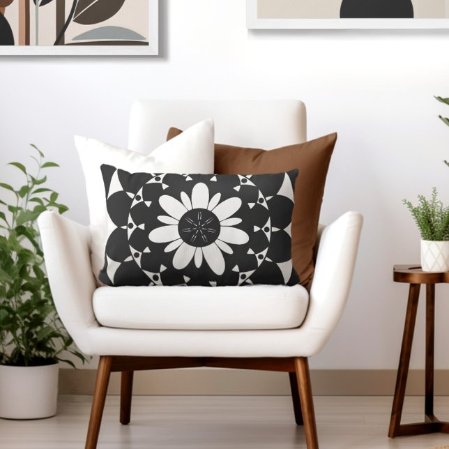 Retro Floral Lendenkissen (Style with the perfect blend of retro floral & elegance to your living room.)