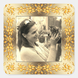 Retro florale barocke goldene Rahmen. Quadratischer Aufkleber