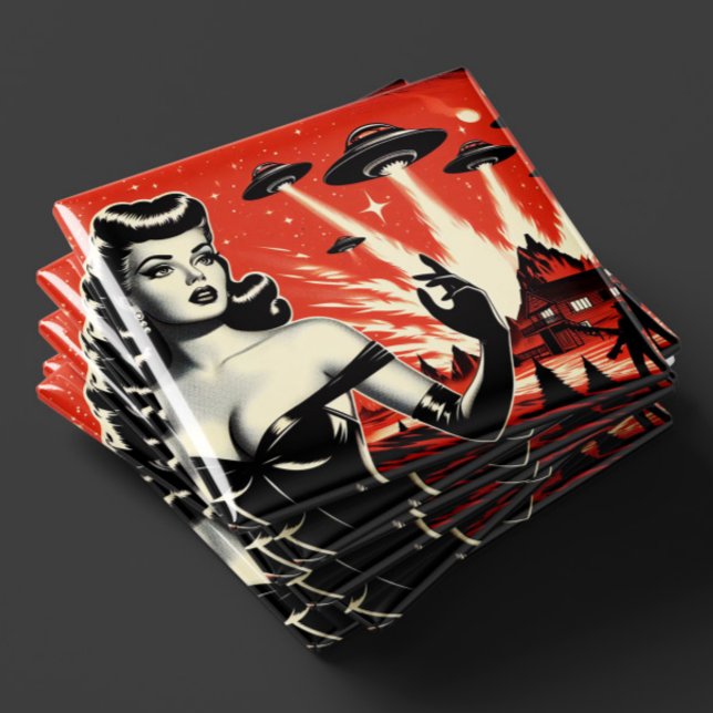 Retro-Flying-Saucer-Pin-up Magnet (Von Creator hochgeladen)