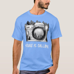Retro Fotografie in der Natur ruft T-Shirt