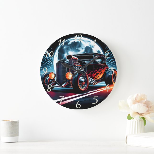 Retro-frisierte Auto unter einem pulsierenden Himm Große Wanduhr (Zuhause)