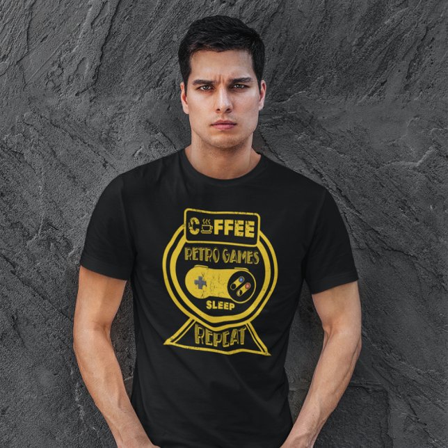 Retro Gane Sleep Wiederholung des Kaffees - Videos T-Shirt (Von Creator hochgeladen)