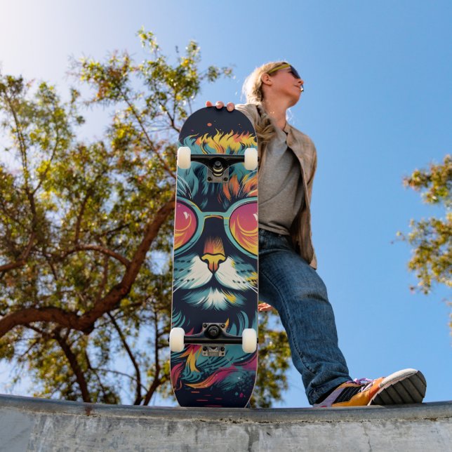Retro Geek Chic Feline Skateboard (Außenbereich 1)
