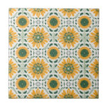 Retro-Gelbe Daisy-Blume Grünes Muster Fliese<br><div class="desc">Dieses Design kann durch Auswahl der Option Design bearbeiten personalisiert werden. Sie können auch auf andere Gegenstände übertragen. Kontaktieren Sie mich unter colorflowcreations@gmail.com oder nutzen Sie die Chat-Option oben auf der Seite, wenn Sie dieses Design auf einem anderen Produkt haben möchten oder Hilfe benötigen. Sehen Sie mehr von meinen Designs...</div>