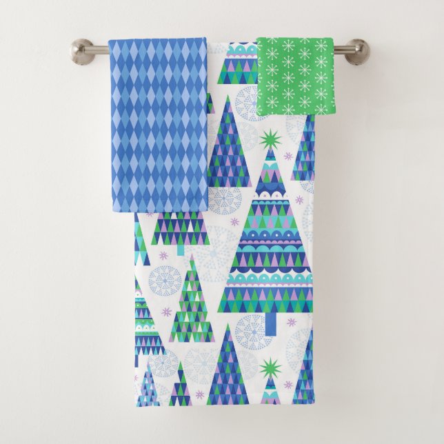 Retro Geo Scandi Weihnachtsbaumen Blue & Green Badhandtuch Set (Insitu)