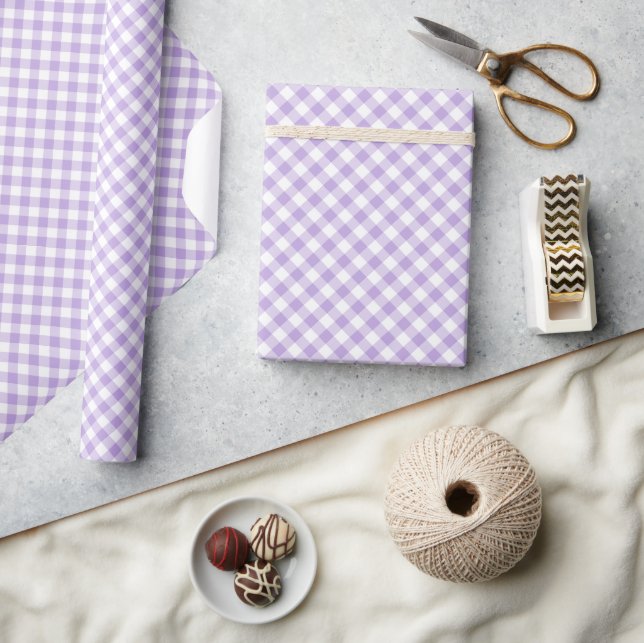 Retro-Gingham Soft Lavendel Geschenkpapier (Kunsthandwerk)