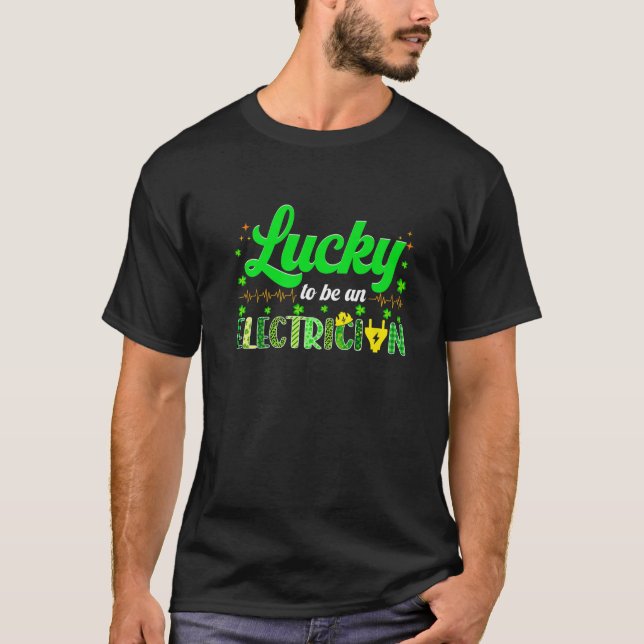 Retro Glück, ein Elektro-Kleeblatt Irish Pa zu sei T-Shirt (Vorderseite)