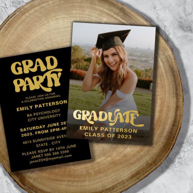 Retro Gold Foil Graduate Foto Party Folieneinladung (Von Creator hochgeladen)