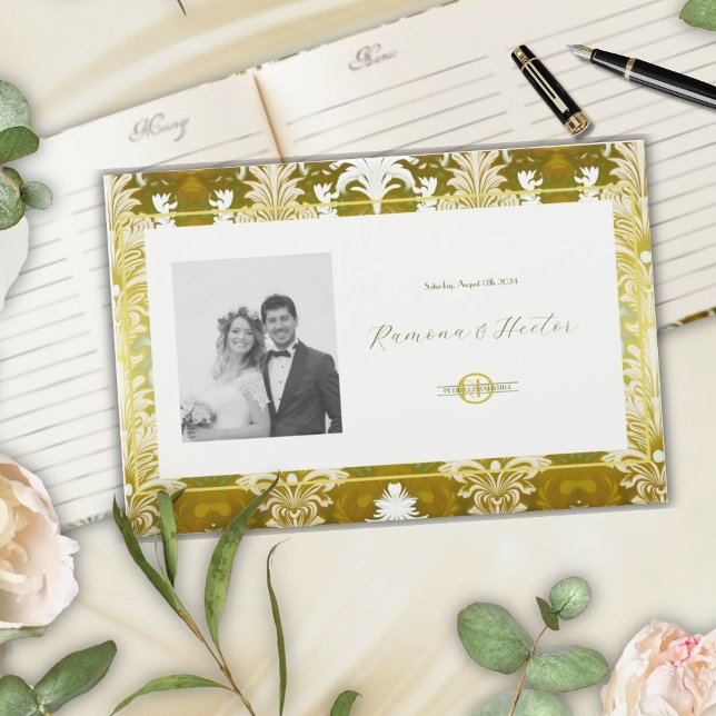 Retro Gold Green Damask Wedding Foto Monogram Gästebuch (Von Creator hochgeladen)
