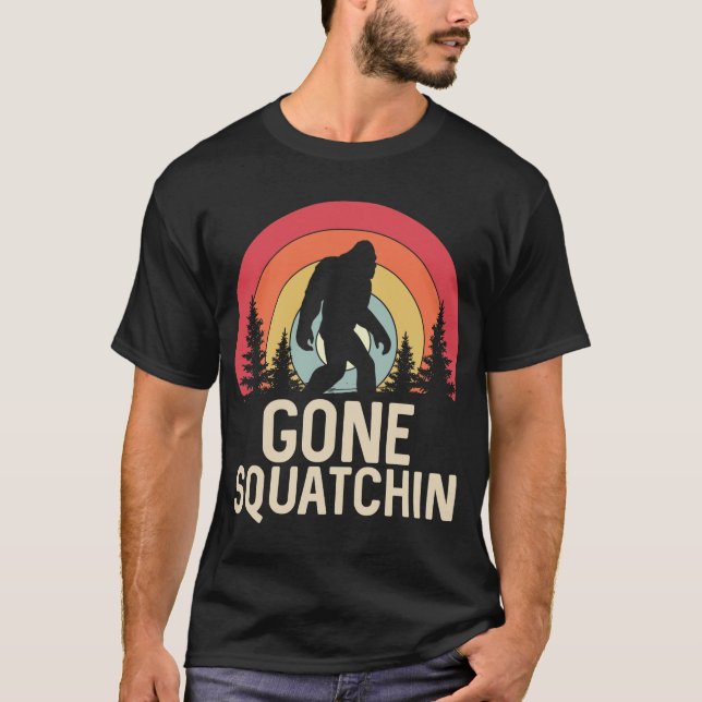 Retro Gone Squatchin Bigfoot Sasquatch T-Shirt (Vorderseite)