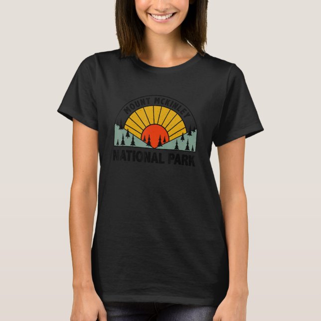 Retro Graphic Travel Mount Mckinley Nationalpark T-Shirt (Vorderseite)