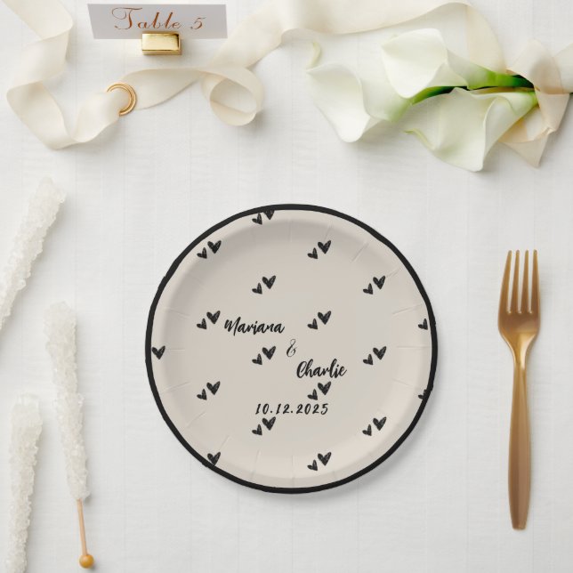 Retro Grey Hand Drawn Heart  Illustrated Wedding Pappteller (Hochzeit)